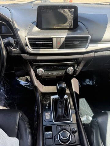 2018 Mazda MAZDA3 Touring