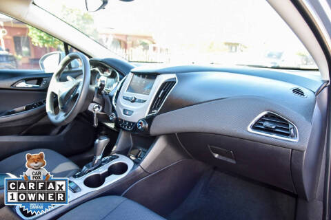 2017 Chevrolet Cruze LS Auto