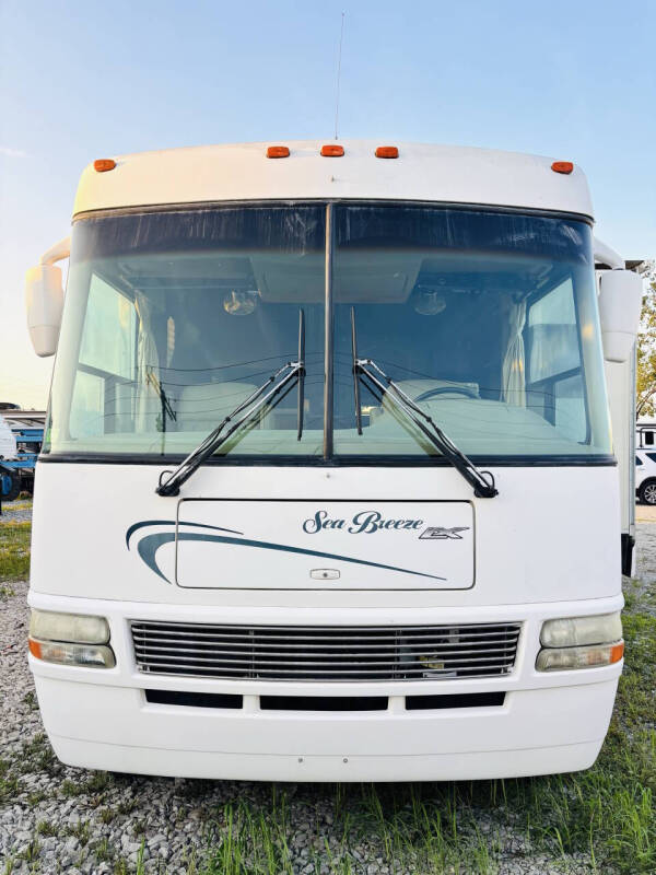 2004 National RV Sea Breeze