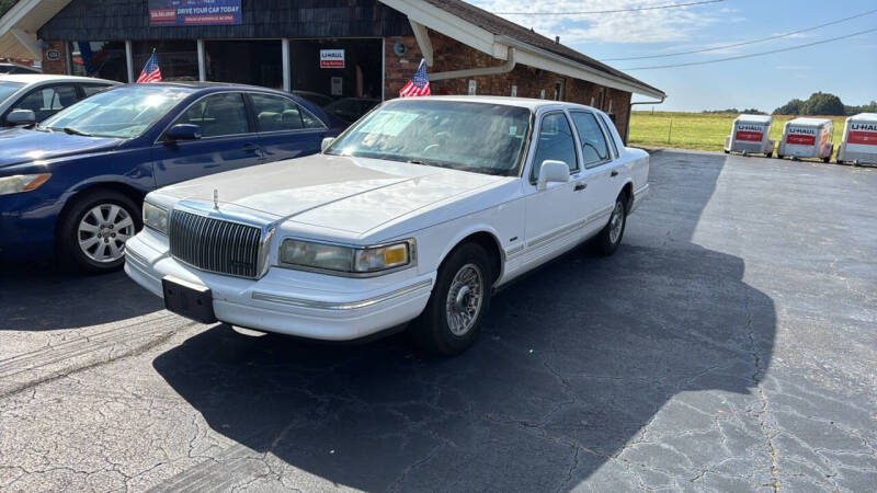 1996 Lincoln Town Car's photo