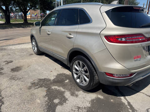 2017 Lincoln MKC Select