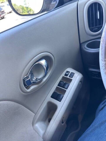 2011 Nissan cube 1.8