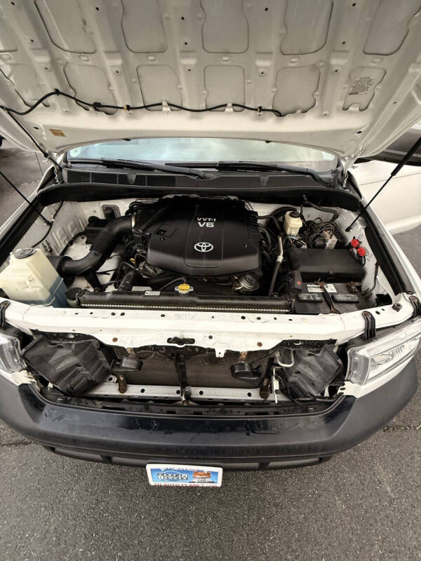 2010 Toyota Tundra Grade