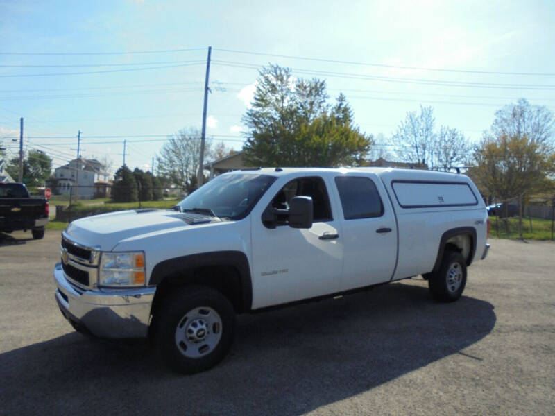 2014 Chevrolet Silverado 2500HD for sale at B & G AUTO SALES in Uniontown PA