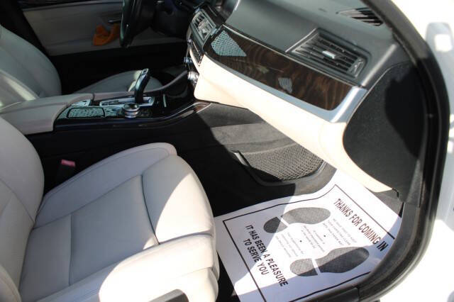 2014 BMW 5 Series 528i