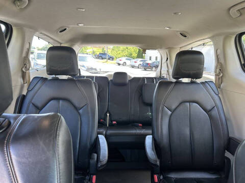 2019 Chrysler Pacifica Touring L