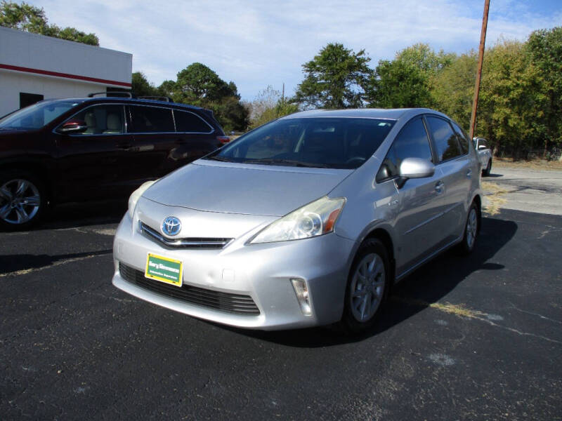2014 Toyota Prius v Three