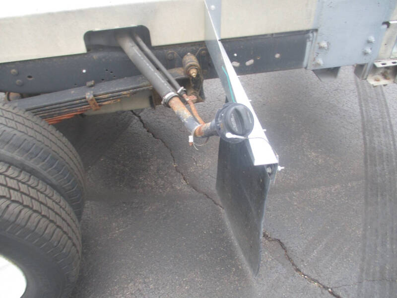 2011 Ford E-Series E-450 SD