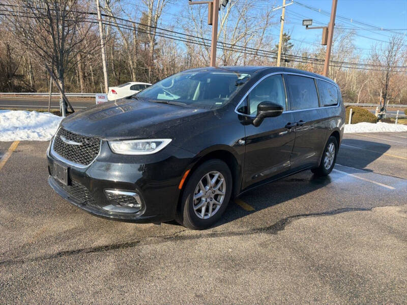 2024 Chrysler Pacifica Touring L