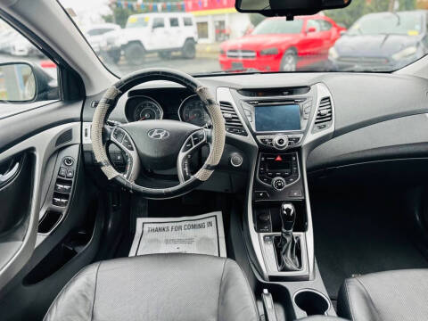 2014 Hyundai Elantra SE