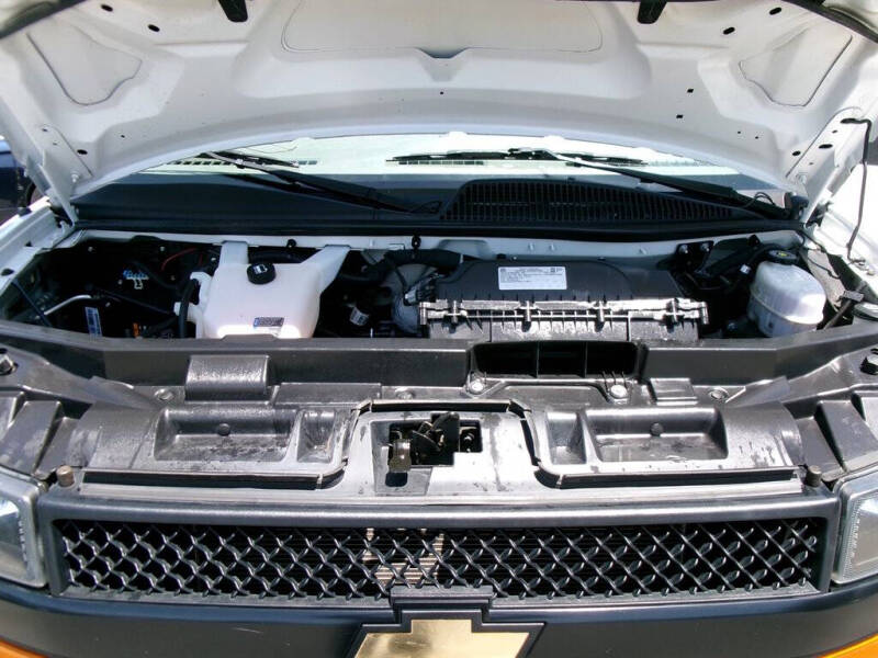 2023 Chevrolet Express 2500