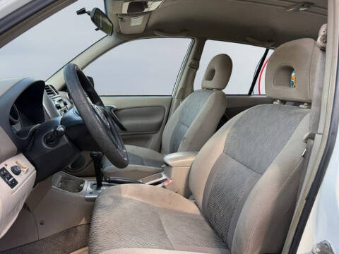 2003 Toyota RAV4