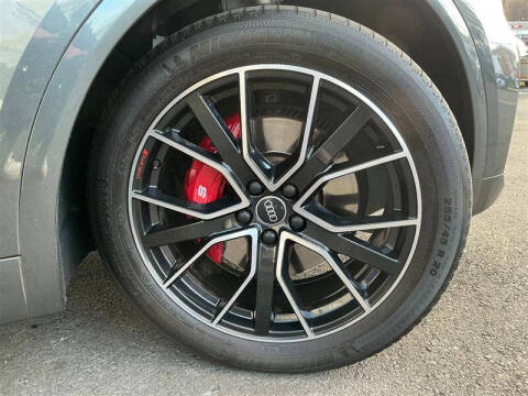 2021 Audi SQ5 3.0T quattro Premium Plus