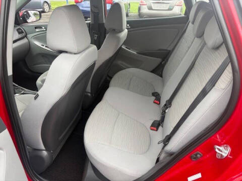 2017 Hyundai Accent SE
