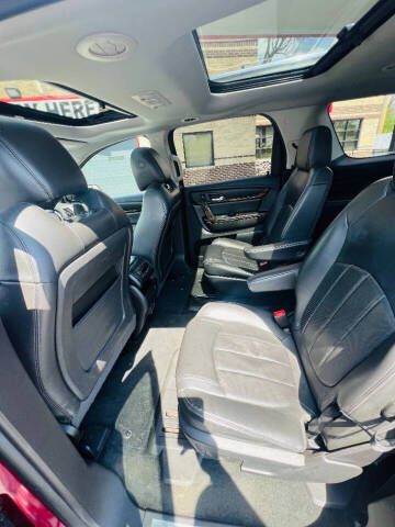 2016 GMC Acadia Denali