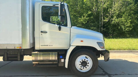 2015 Hino 268