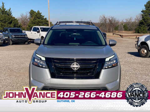 2022 Nissan Pathfinder SV