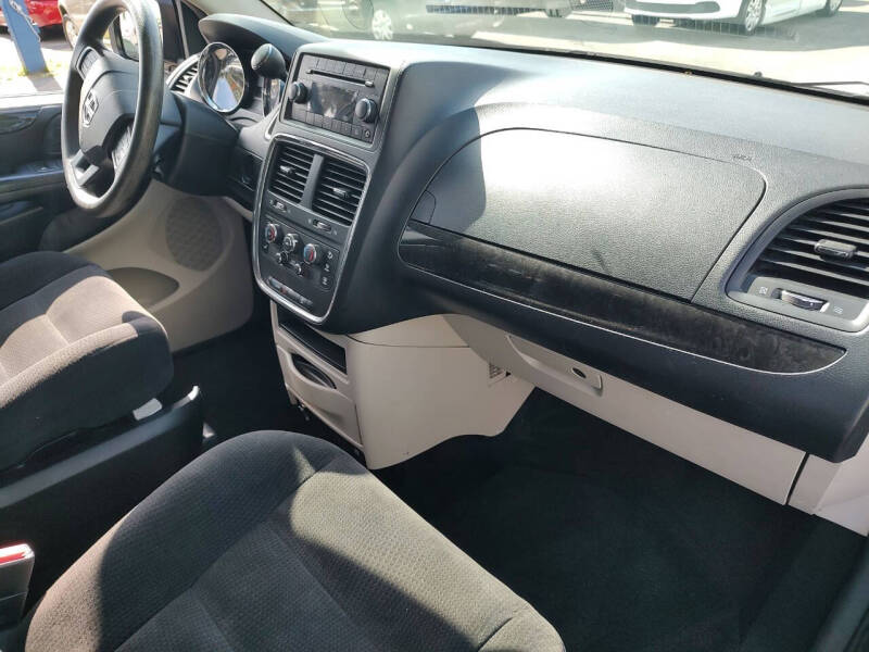 2014 Dodge Grand Caravan SXT 30th Anniversary