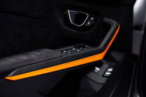 2022 Lamborghini Urus