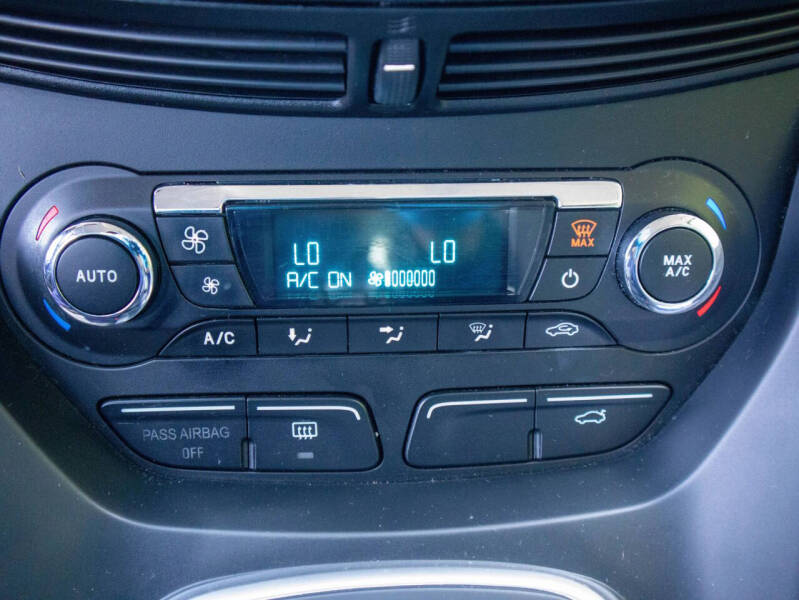 2013 Ford C-MAX Hybrid SE