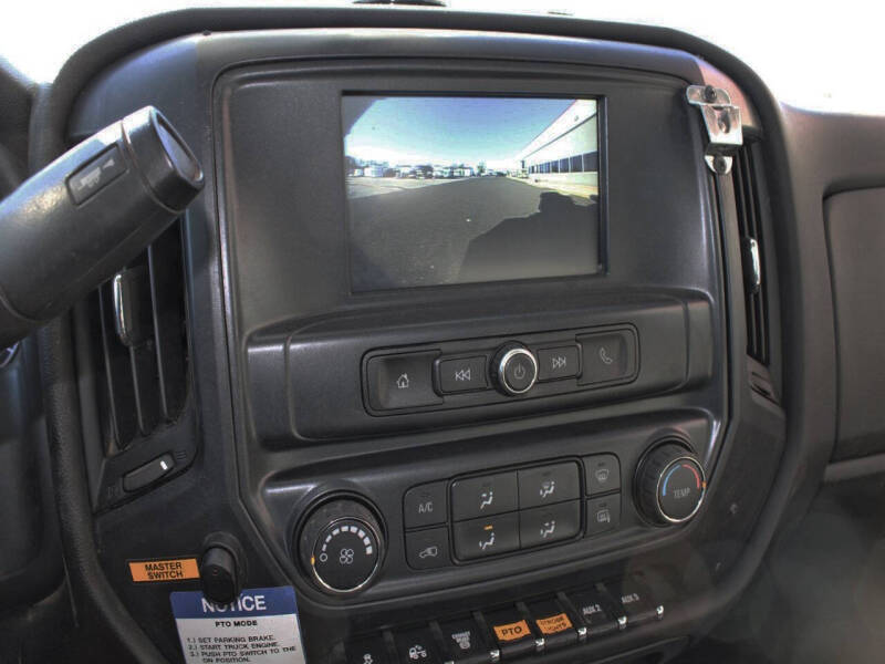 2019 International CV515