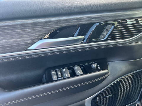 2024 Jeep Wagoneer L Series III