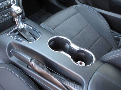 2015 Ford Mustang V6