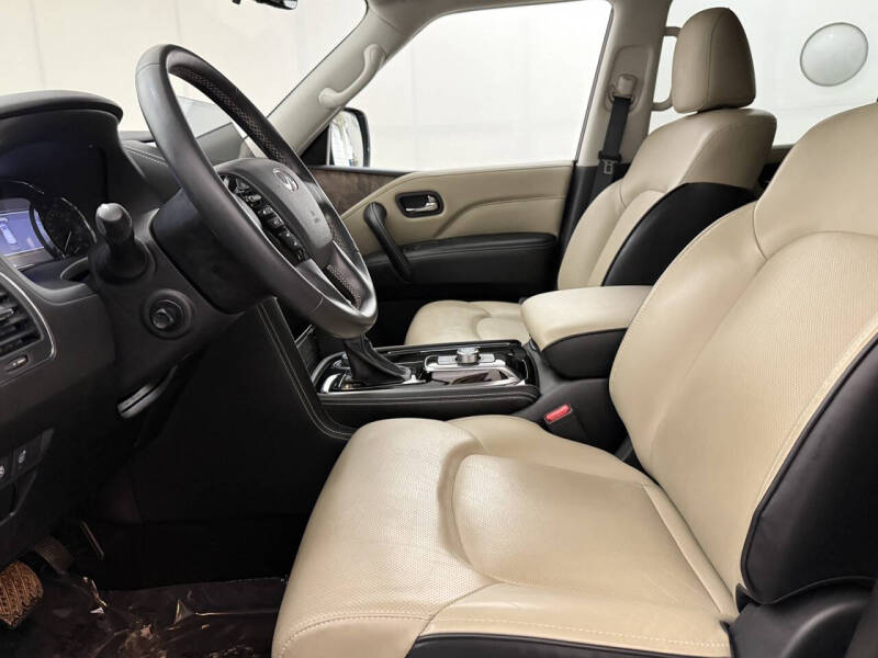 2024 Infiniti QX80 Premium Select