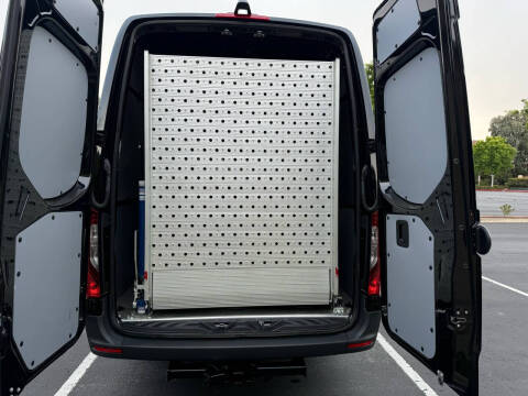2023 Mercedes-Benz Sprinter 2500