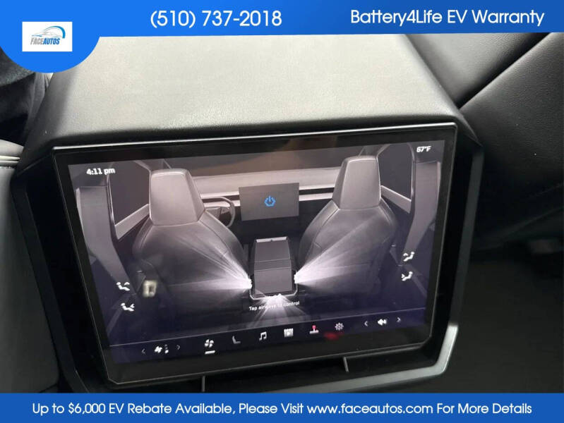 2025 Tesla Cybertruck