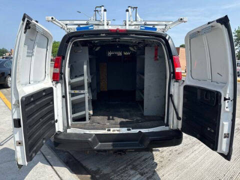 2017 Chevrolet Express 2500