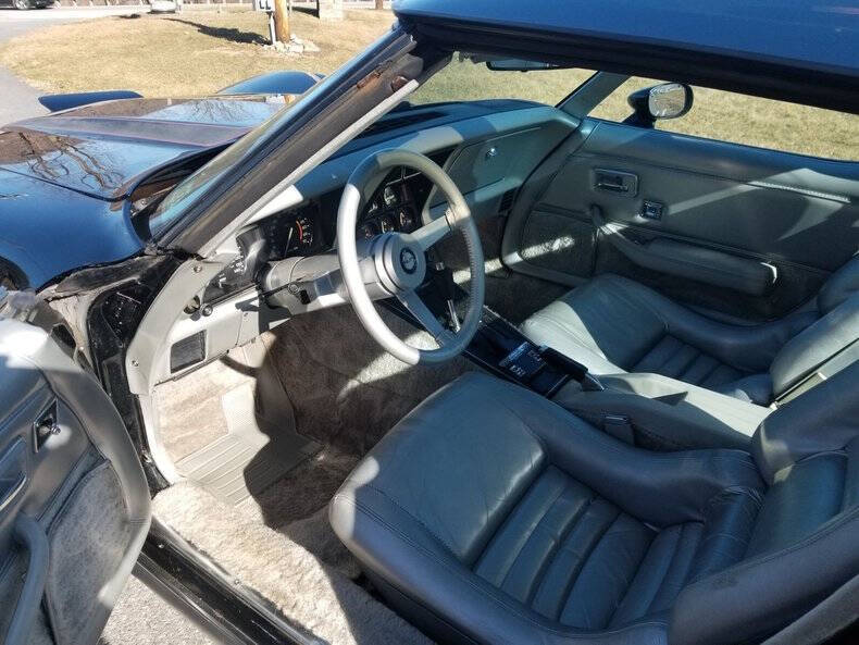1978 Chevrolet Corvette 11