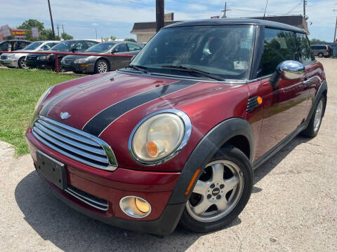 2007 MINI Cooper for sale at Cash Car Outlet in Mckinney TX