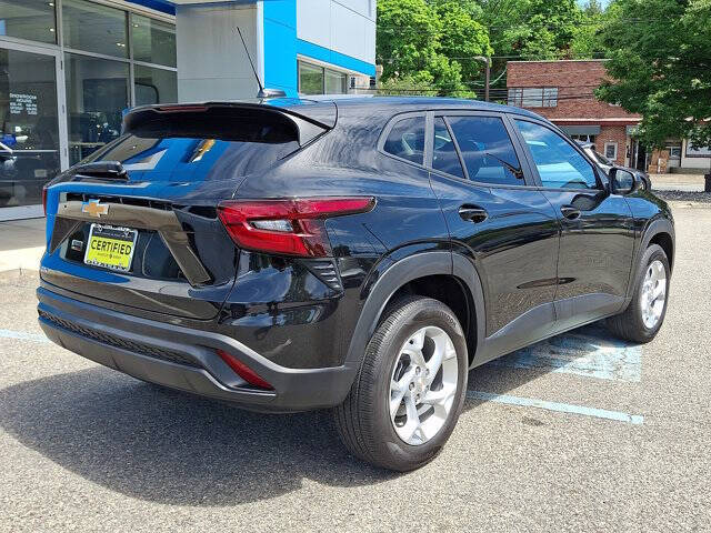 2024 Chevrolet Trax LS