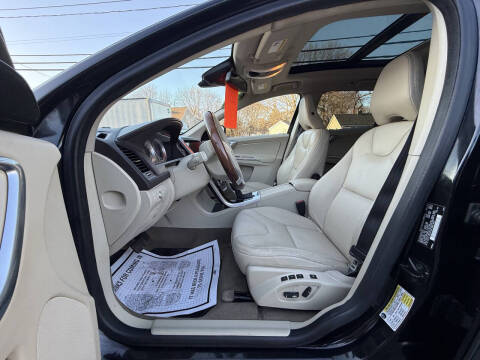 2013 Volvo XC60 T6 Premier Plus