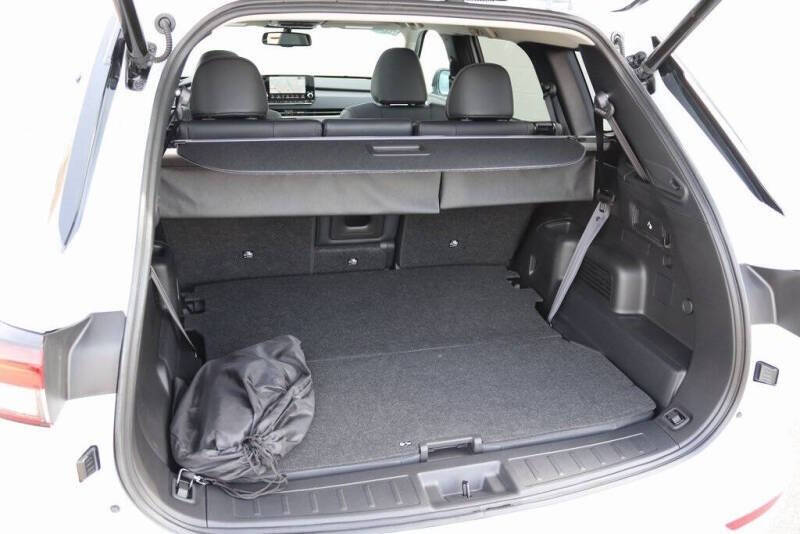 2025 Mitsubishi Outlander PHEV SE