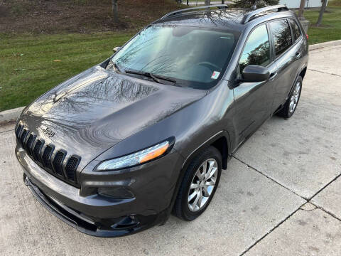 2018 Jeep Cherokee for sale at Denali Motors in Addison IL