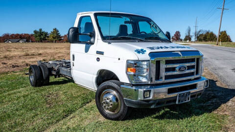 2017 Ford E-Series for sale at Fruendly Auto Source in Moscow Mills MO