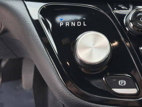 2024 Chrysler Pacifica Plug-In Hybrid Select