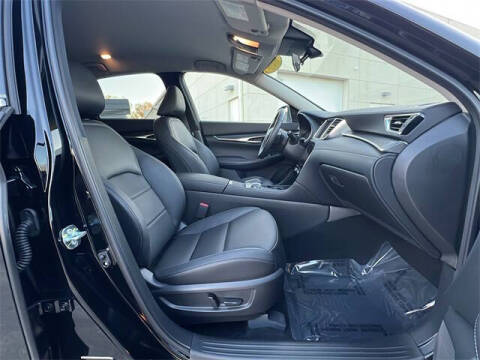 2025 Infiniti QX50 Pure