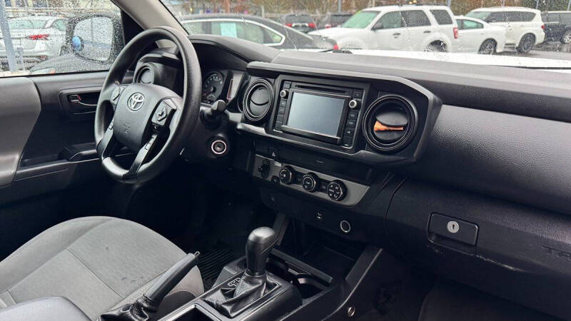 2019 Toyota Tacoma SR