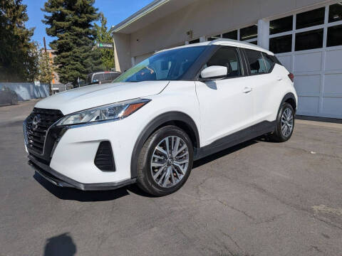 2023 Nissan Kicks SV