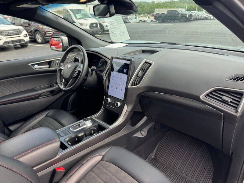 2022 Ford Edge ST-Line