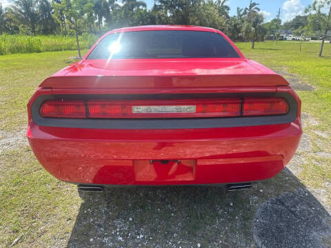 2014 Dodge Challenger SXT