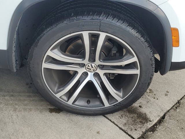 2017 Volkswagen Tiguan 2.0T SEL