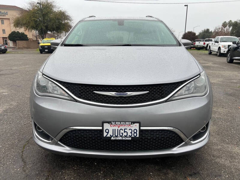 2020 Chrysler Pacifica Touring L