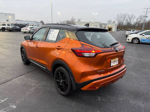 2023 Nissan Kicks SR