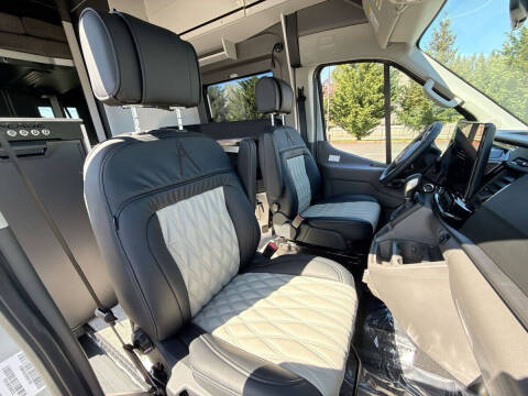 2025 Ford Transit