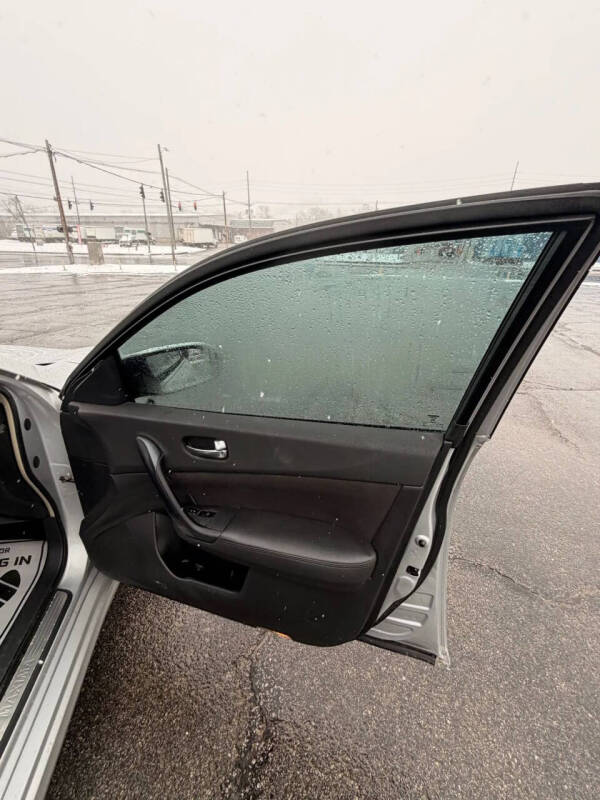 2012 Nissan Maxima