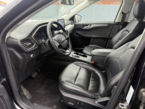 2021 Ford Escape SEL